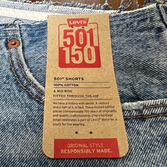 Levi’s 501 mid rise 150 years denim shorts - Picture 2 of 4